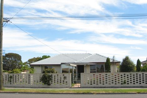 Photo of property in 410 Mairehau Road, Parklands, Christchurch, 8083