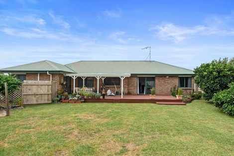 Photo of property in 11 Sandhurst Place, Nawton, Hamilton, 3200