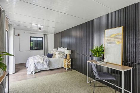 Photo of property in 52 Ruahine Street, Paraparaumu, 5032