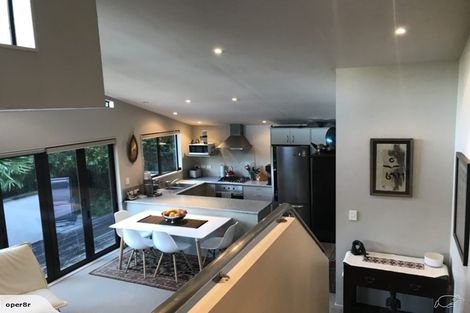 Photo of property in 46 Masterton Road, Rothesay Bay, Auckland, 0630