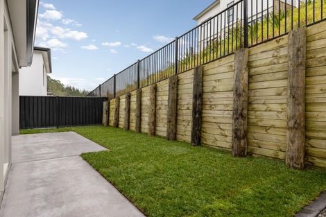 Photo of property in 309a Lakes Boulevard, Pyes Pa, Tauranga, 3112