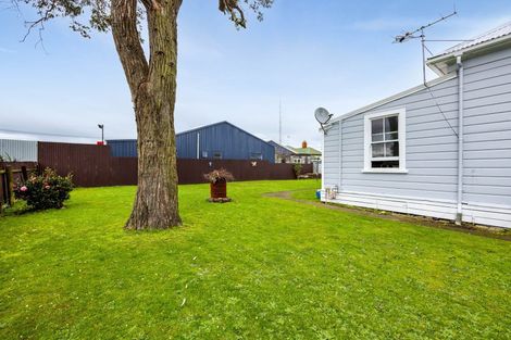 Photo of property in 74 Union Street, Hawera, 4610