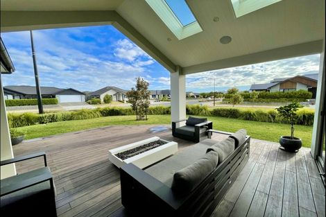 Photo of property in 2 Harrison Close, Cambridge, 3434