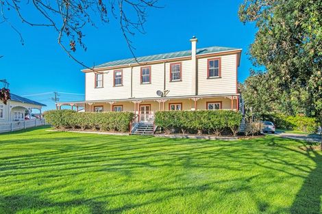 Photo of property in 14 Nelson Street, Helensville, 0800