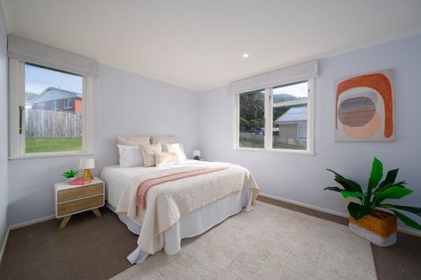 Photo of property in 91 Rangituhi Crescent, Takapuwahia, Porirua, 5022