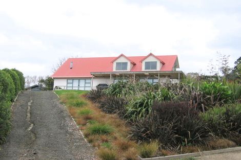 Photo of property in 7 Emma Place, Hahei, Whitianga, 3591