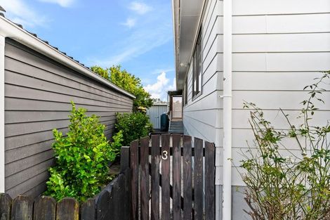Photo of property in 3/76 Luanda Drive, Ranui, Auckland, 0612