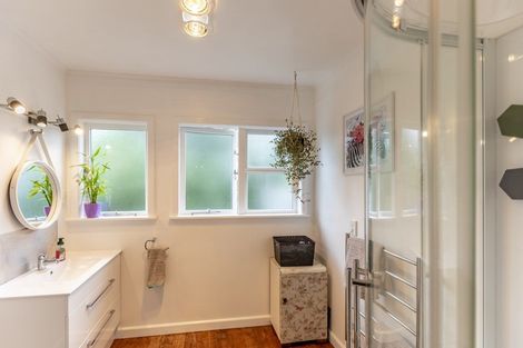 Photo of property in 22 Ross Street, Otane, 4202