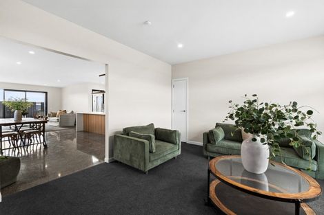 Photo of property in 22 Beecroft Drive, Havelock North, 4130