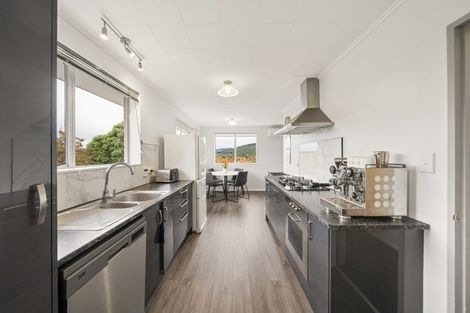 Photo of property in 2/13 Roband Crescent, Brown Owl, Upper Hutt, 5018