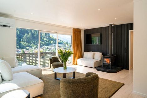 Photo of property in 54 Huff Street, Queenstown, 9300