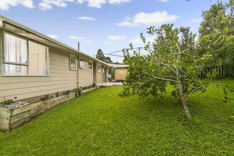 Photo of property in 1b Nandana Drive, Glen Eden, Auckland, 0602