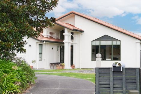 Photo of property in 21 Kanawa Street, Waikanae, 5036