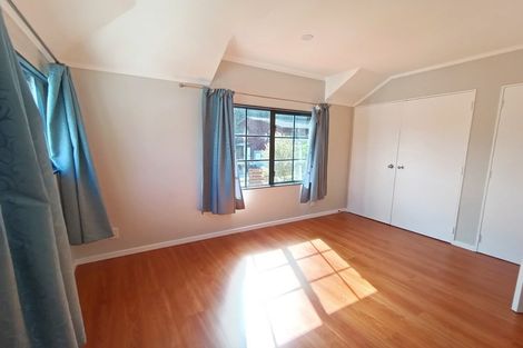 Photo of property in 16b Parsons Glen, Karori, Wellington, 6012