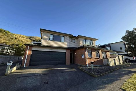 Photo of property in 69a Amesbury Drive, Churton Park, Wellington, 6037