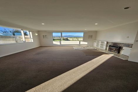 Photo of property in 903 State Highway 1, Te Horo, Otaki, 5581