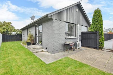 Photo of property in 2/18 Wairakei Road, Strowan, Christchurch, 8052