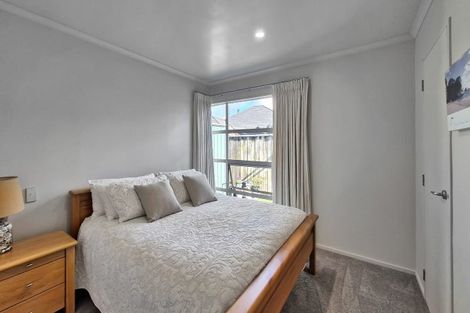 Photo of property in 6 The Oaks, Awapuni, Palmerston North, 4412