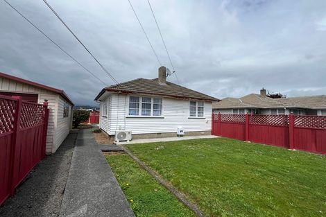 Photo of property in 69 Thackeray Street, Trentham, Upper Hutt, 5018