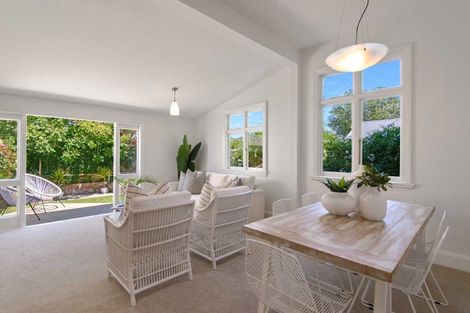 Photo of property in 124 Edward Avenue, Edgeware, Christchurch, 8013