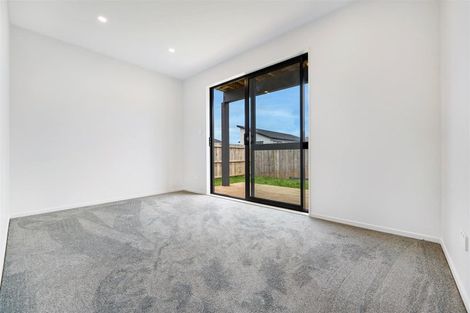 Photo of property in 9 Whale Bay Rise, Gulf Harbour, 0930