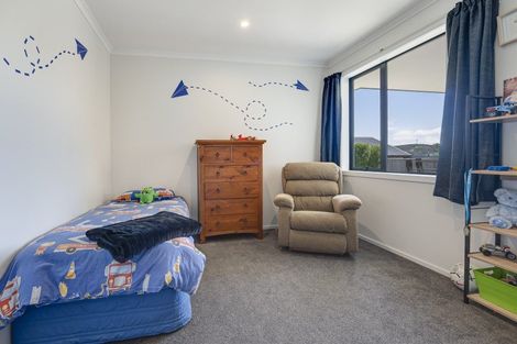 Photo of property in 2 Huntaway Close, Stoke, Nelson, 7011