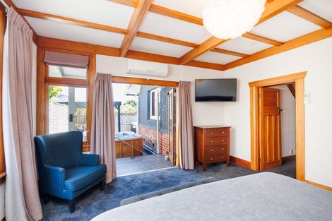 Photo of property in 116 Heretaunga Street, Palmerston North, 4414