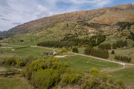 Photo of property in 930 Mount Barker Road, Wanaka, 9382
