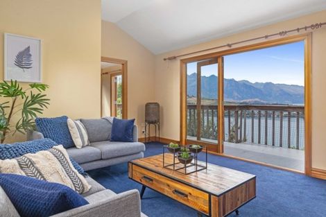 Photo of property in 12 Longwood Place, Queenstown, 9300