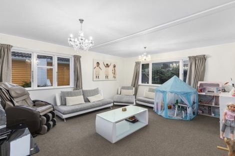 Photo of property in 15 Stanley Street, Wainuiomata, Lower Hutt, 5014