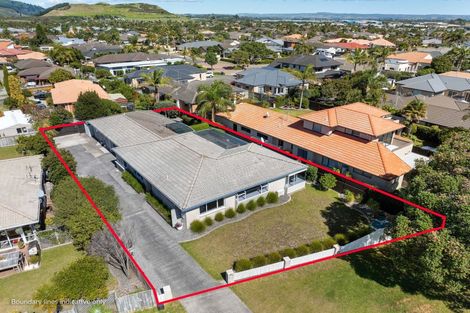 Photo of property in 21 Pacific View Road, Papamoa Beach, Papamoa, 3118