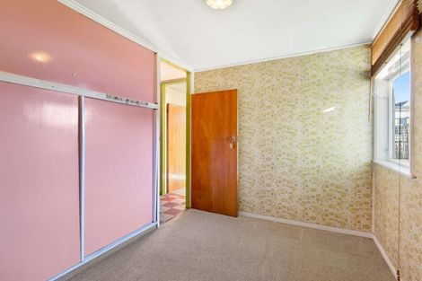 Photo of property in 21 Raupo Street, Castlecliff, Whanganui, 4501