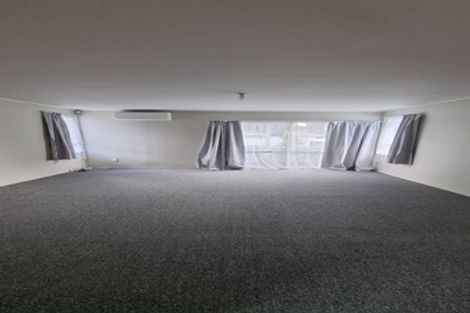 Photo of property in 1/29 Becker Drive, Weymouth, Auckland, 2103