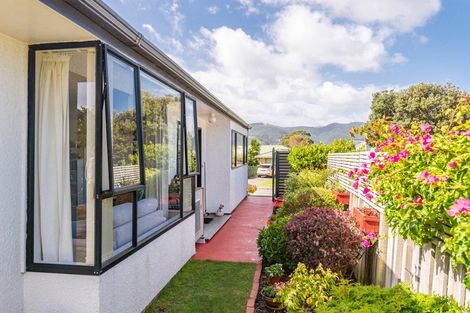 Photo of property in 45b Langdale Avenue, Paraparaumu, 5032