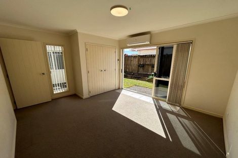 Photo of property in 51 Gravatt Road, Papamoa Beach, Papamoa, 3118