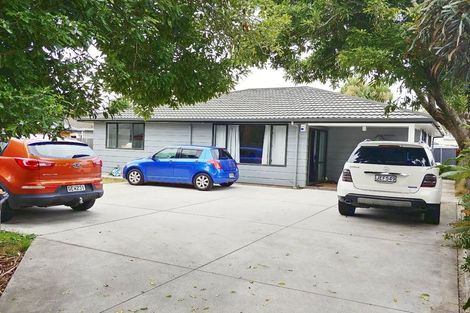 Photo of property in 5a Kawaka Street, Riccarton, Christchurch, 8041