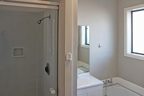 Photo of property in 220 Waimairi Road, Ilam, Christchurch, 8041