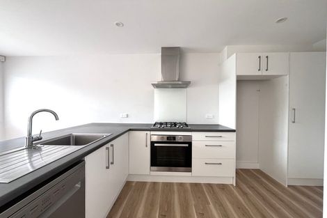 Photo of property in 6e Huia Street, Tawa, Wellington, 5028