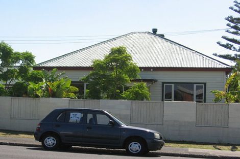 Photo of property in 3/145 Mokoia Road, Birkenhead, Auckland, 0626