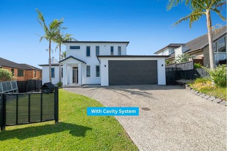 Photo of property in 12 Tekapo Rise, Fairview Heights, Auckland, 0632