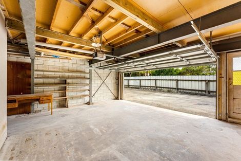 Photo of property in 150 Dowse Drive, Maungaraki, Lower Hutt, 5010