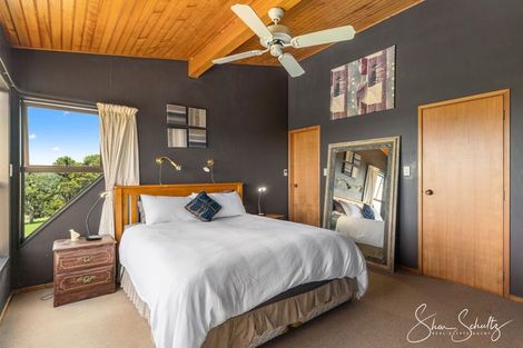 Photo of property in 338 Wairere Road, Waitakere, Henderson, 0782