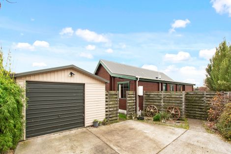 Photo of property in 612 Waterloo Road, Templeton, Christchurch, 8042