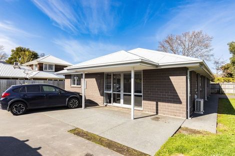 Photo of property in 107 Waimairi Road, Ilam, Christchurch, 8041