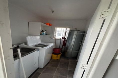 Photo of property in 12 Metcalfe Road, Ranui, Auckland, 0612