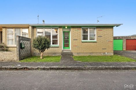 Photo of property in 2/49 Garden Road, Avalon, Lower Hutt, 5011