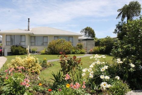 Photo of property in 52a Peel Street, Westport, 7825