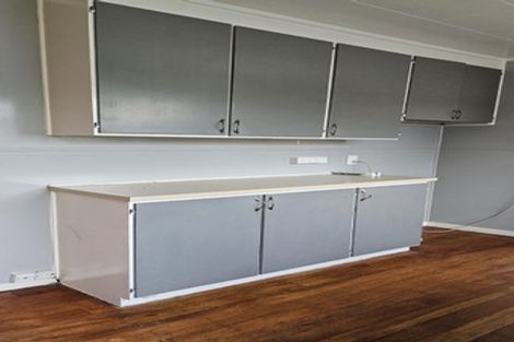 Photo of property in 5 Nan Place, Pakuranga Heights, Auckland, 2010