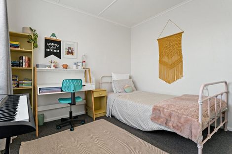 Photo of property in 14 Church Street, Tuakau, 2121