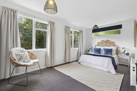Photo of property in 142 The Ridgeway, Mornington, Wellington, 6021
